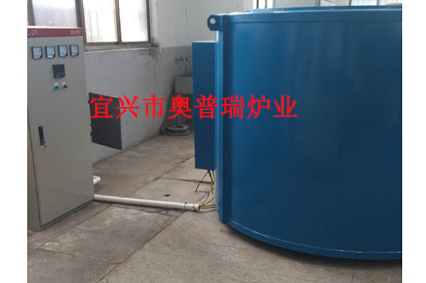 井式(滲碳、滲氮)電阻爐 井式(滲碳、滲氮)電阻爐